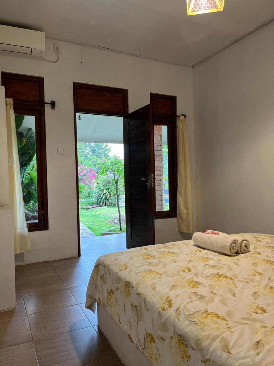 Alam Kowang Villa เตจากูลา ภายนอก รูปภาพ
